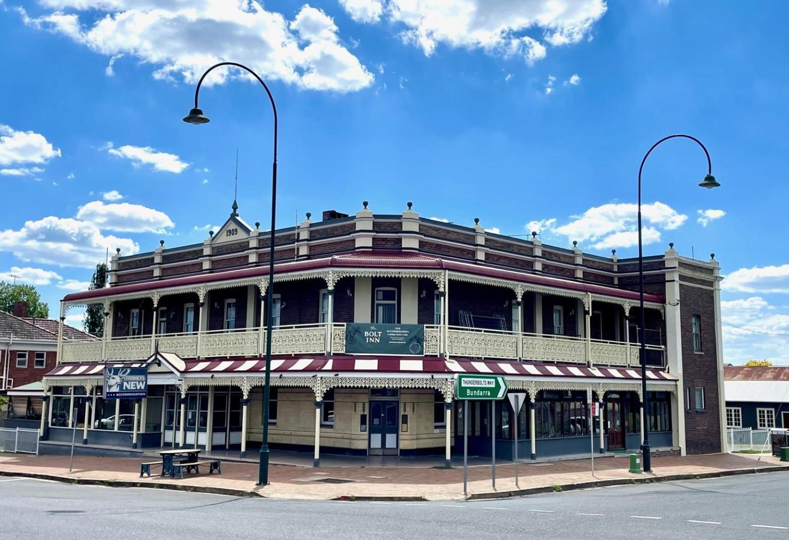 The Bolt 3* Uralla